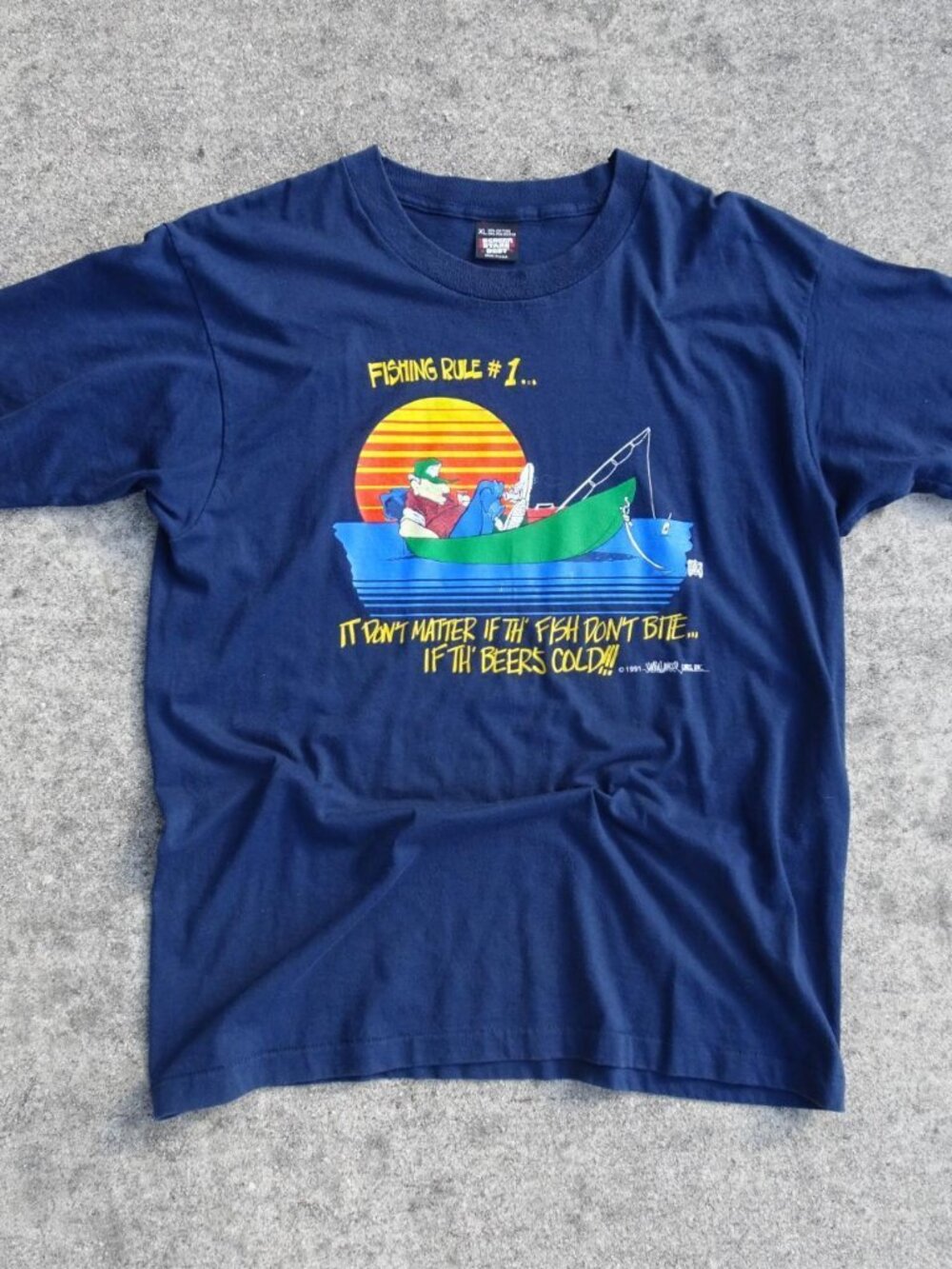 1991 Vintage Fishing & Beer Graphic Tee Shirt